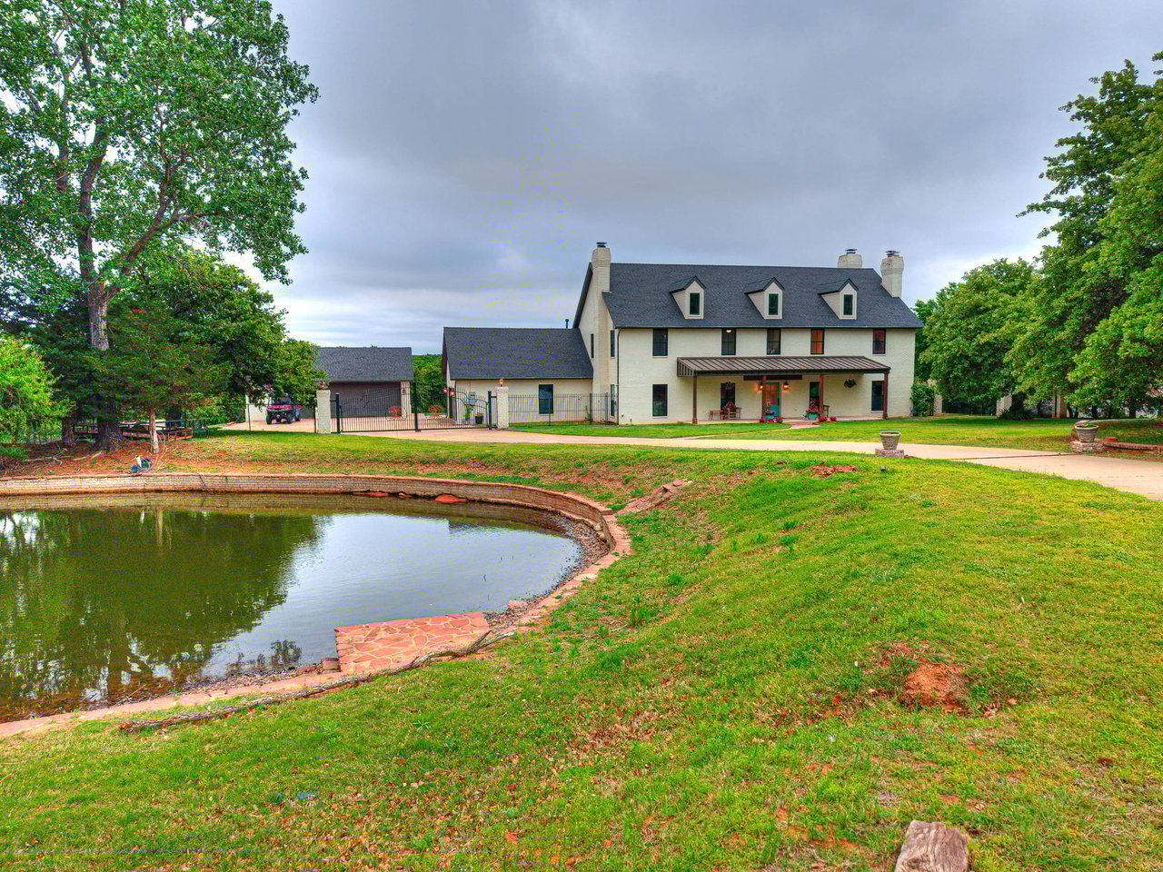 LISTING OF THE WEEK • OKLAHOMA LUXURY  Five Acres. Four Bedrooms. Zero Compromises - 13500 Three Oaks Dr Jones, Oklahoma - Wyatt Poindexter - The Agency Oklahoma 