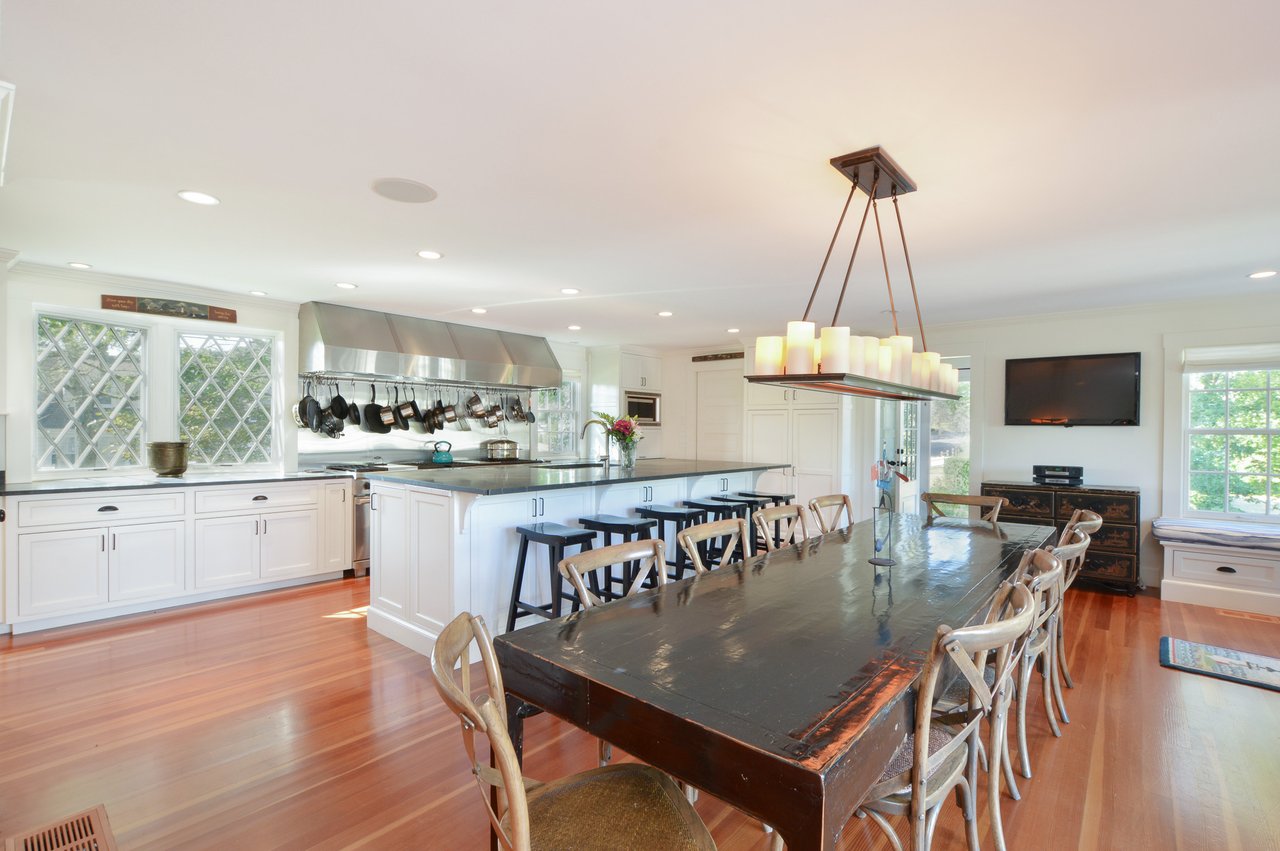 Classic Hyannis Port Grandeur with Timeless Coastal Elegance