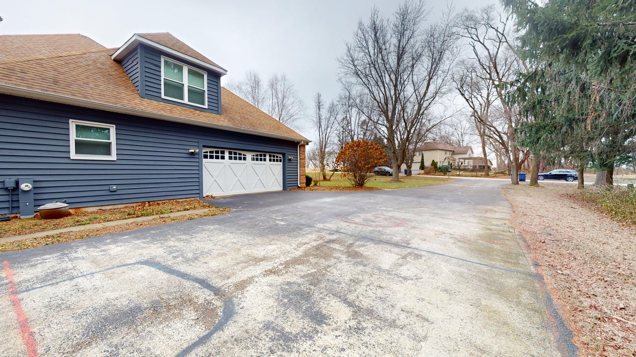 7N108 Hastings Dr 