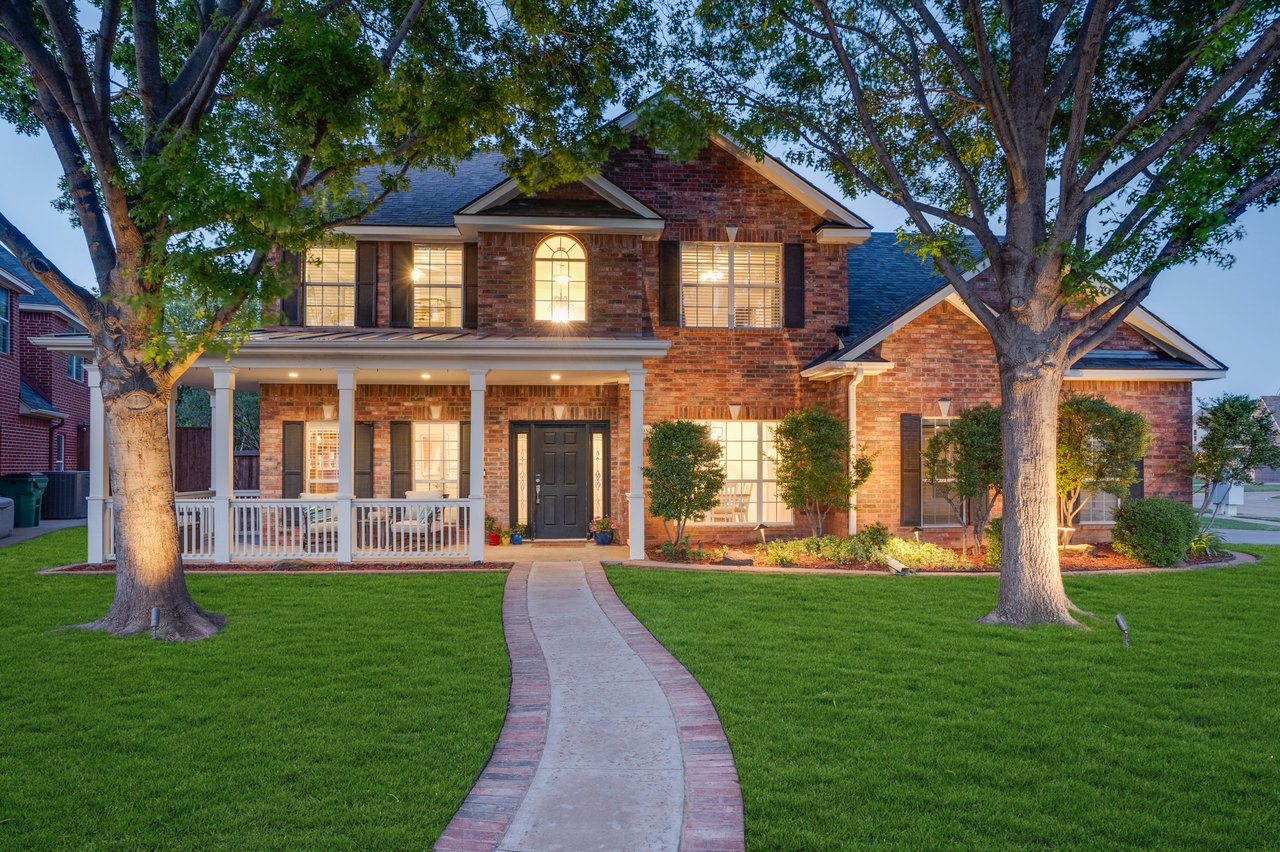 1 Jeannie Court