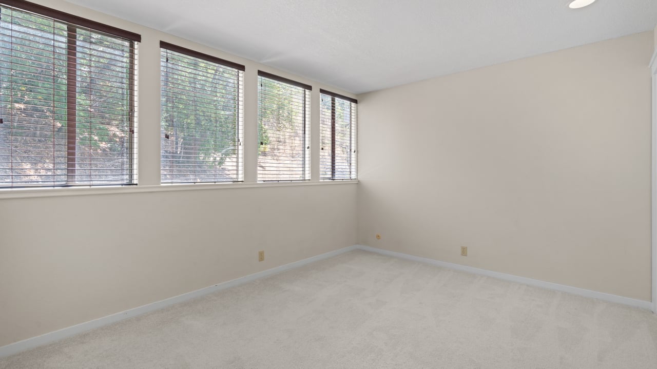 Private Listing