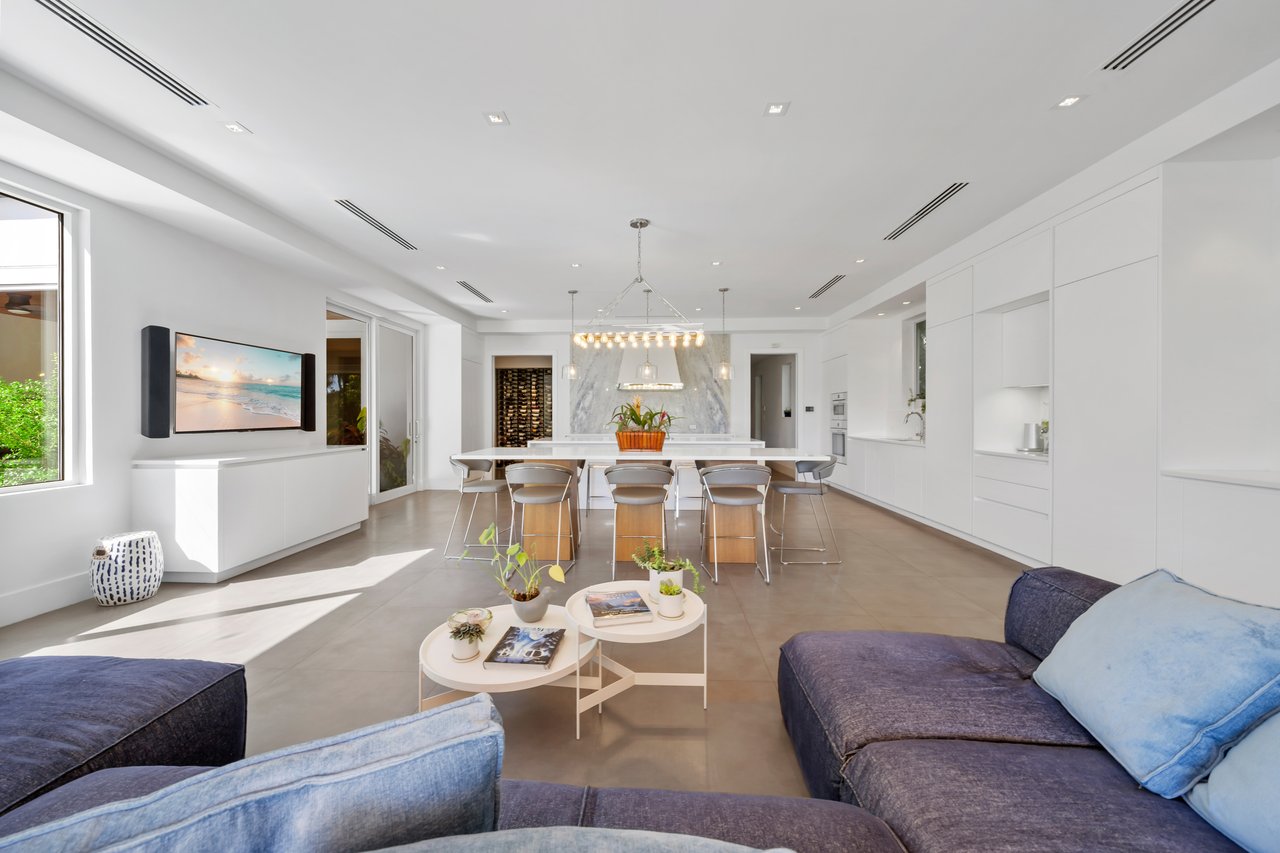 180 Cape Florida Drive