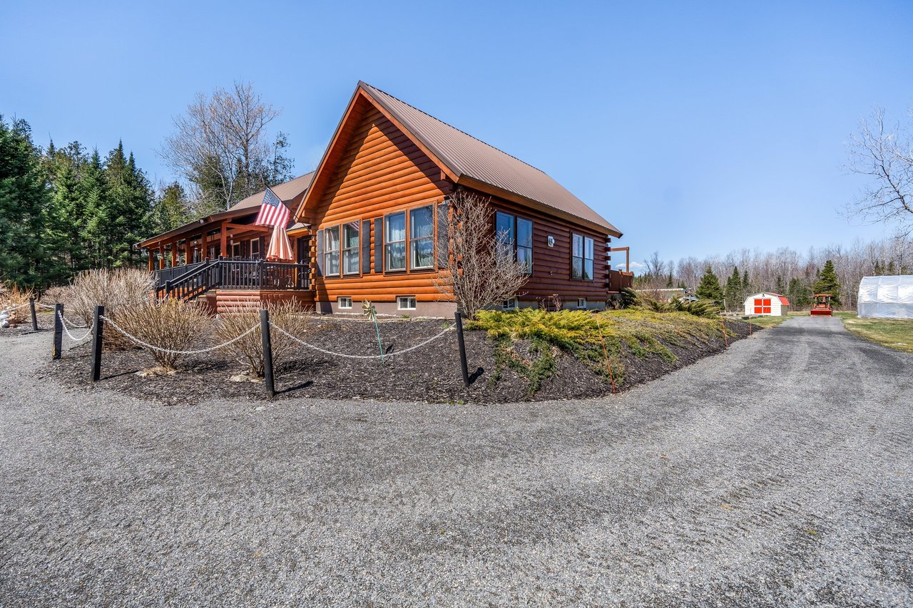 291 River Road Milo, ME 04463-1603