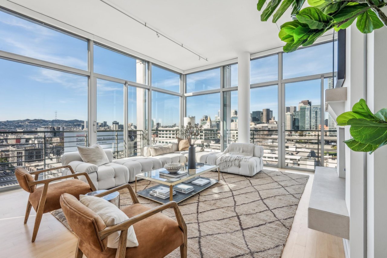 Stunning Corner Penthouse at The Brannan