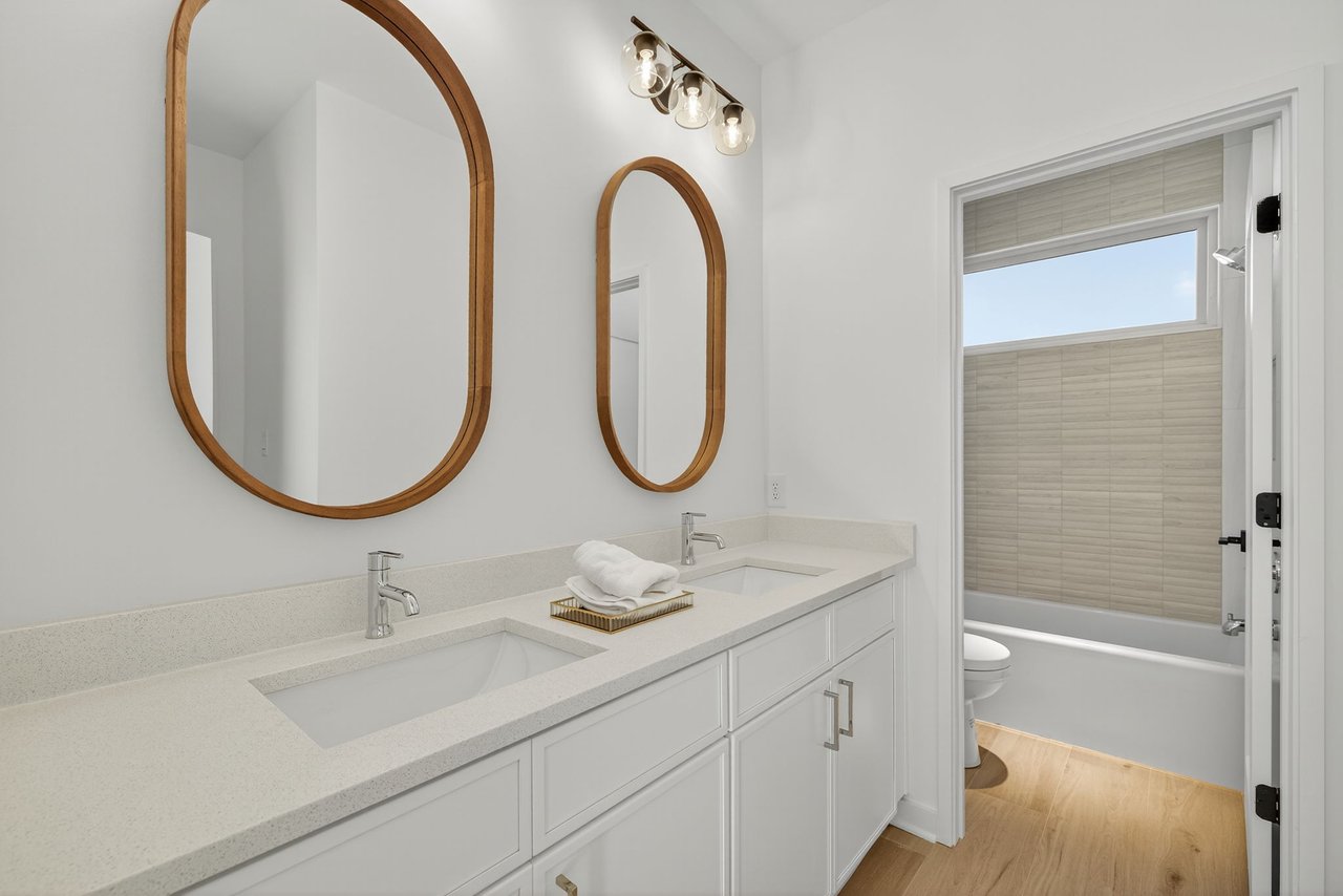 159 & 163 Walthall St | REYNOLDSTOWN