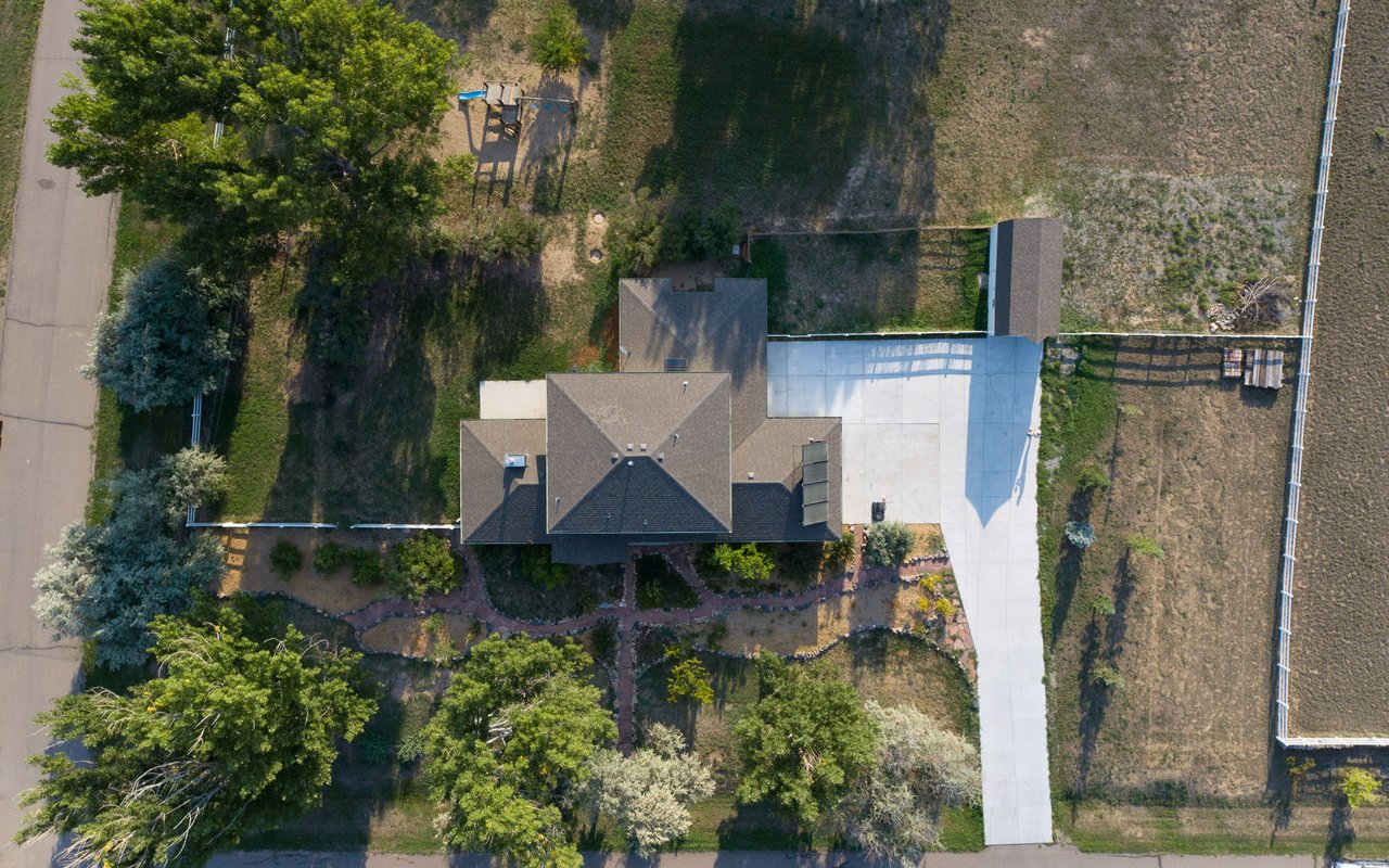 10394 Macedonia Street