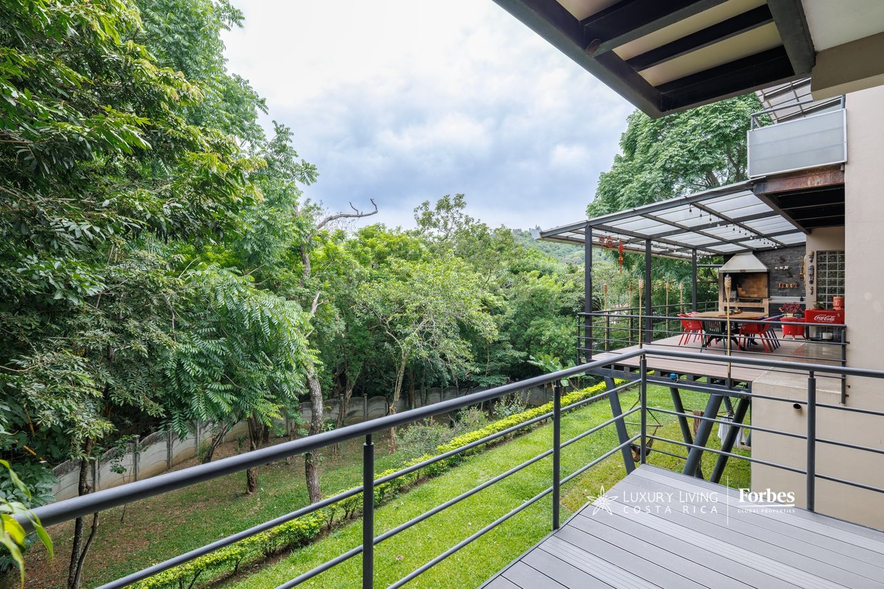 21441 - Luxury Three-Story Home Surrounded by Forest in Santa Ana