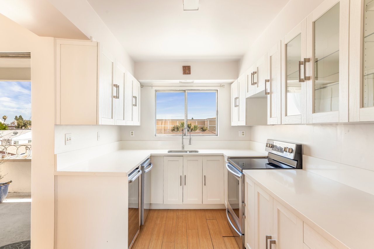 330 N Howard St Unit: 311