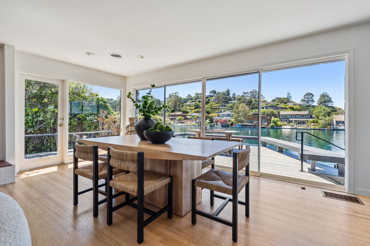 Single Level Living on the Belvedere Lagoon