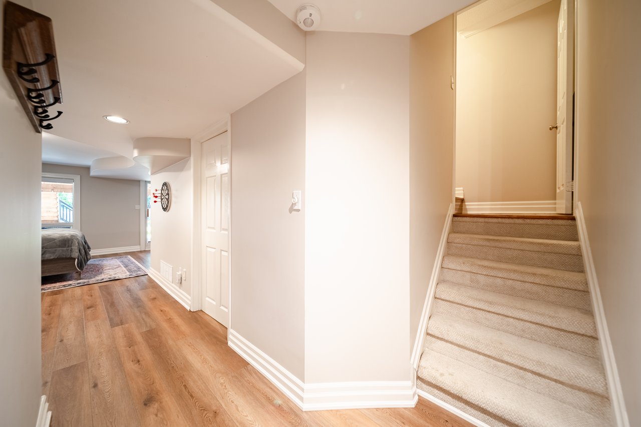 339 Ravineview Way