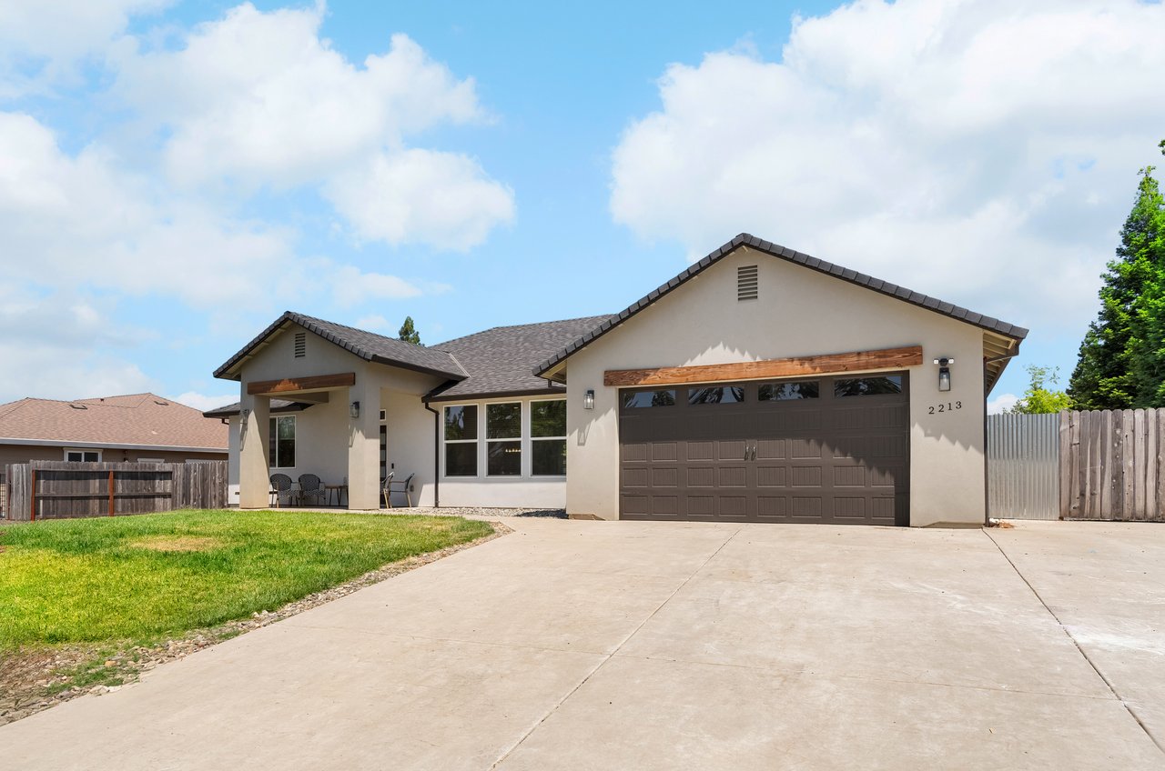 Better-Than-New Living on De Mille Road in Paradise, CA