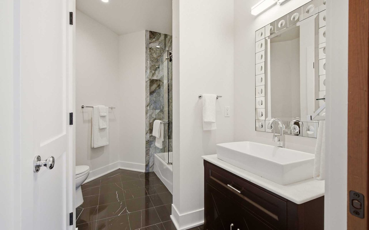 2845 E Lake Sammamish Pkwy SE