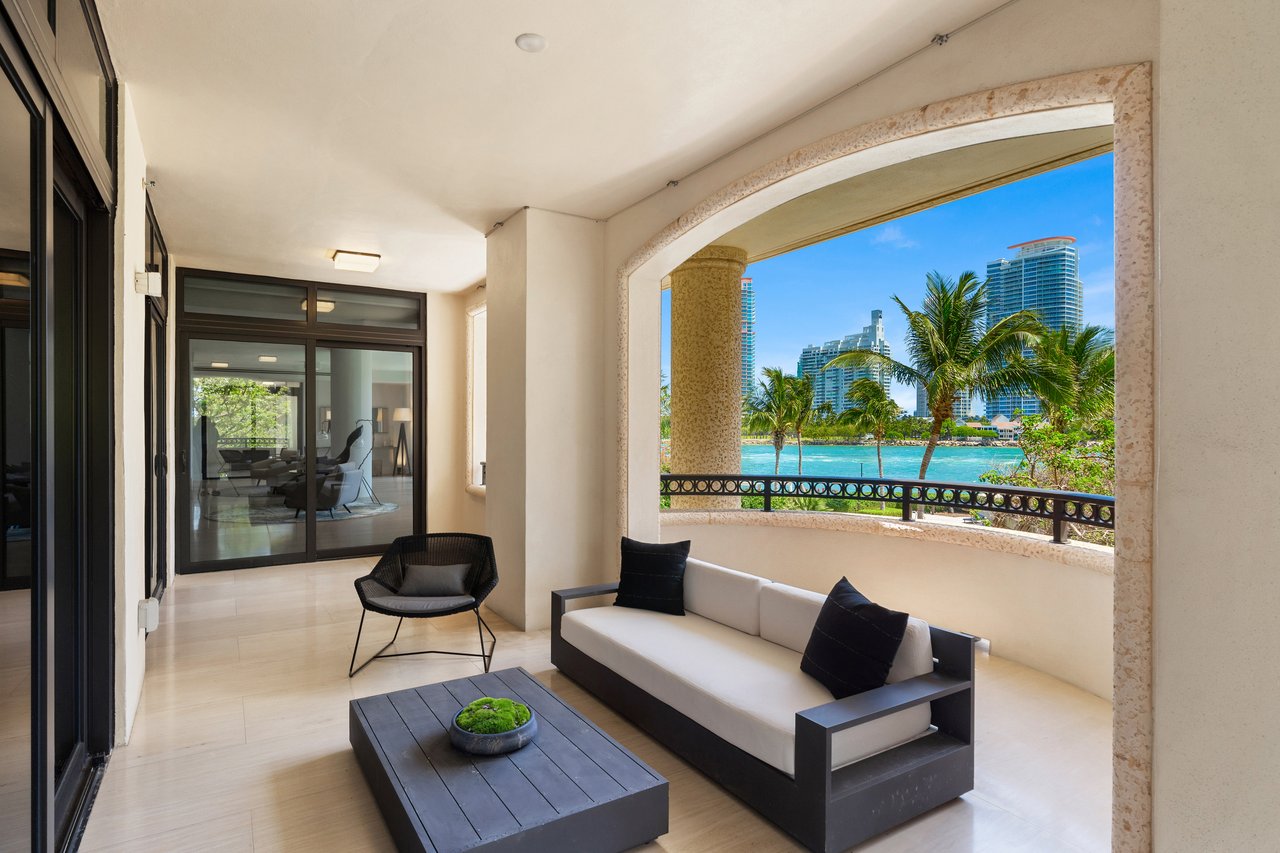 Palazzo Del Sol 7025