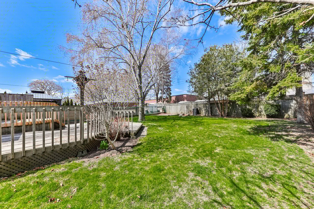 611 Byngmount Ave