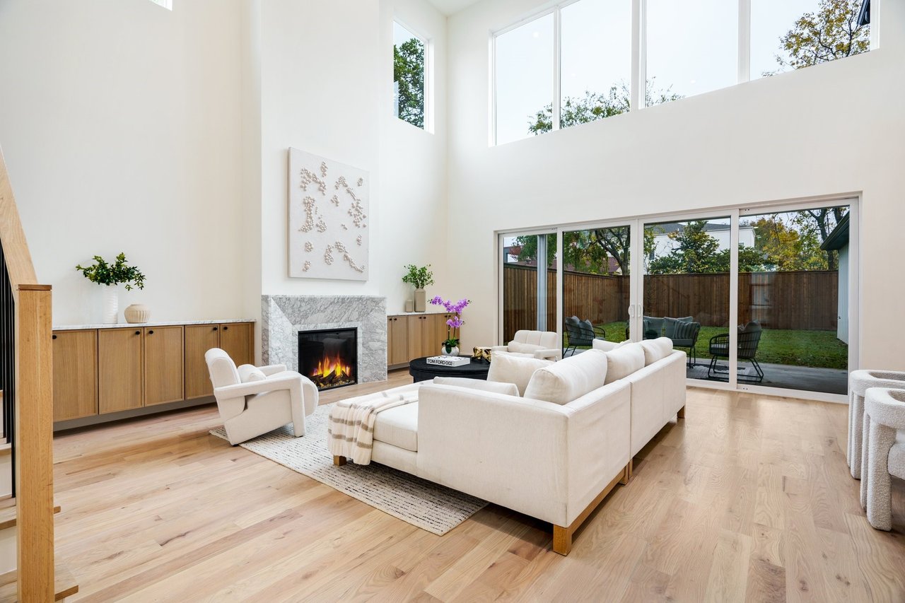 Capitol #1 - East Dallas