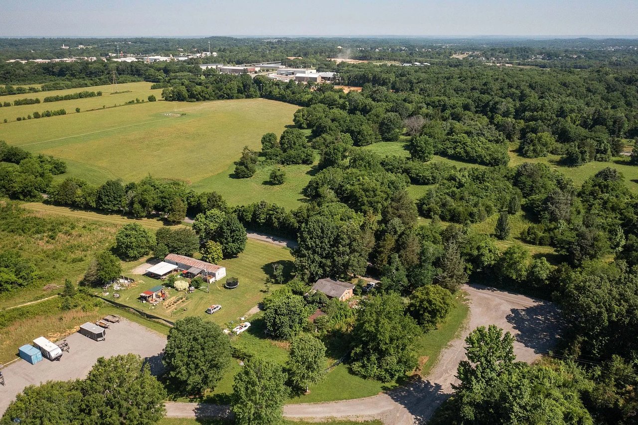 5224 Old Lebanon Dirt Rd