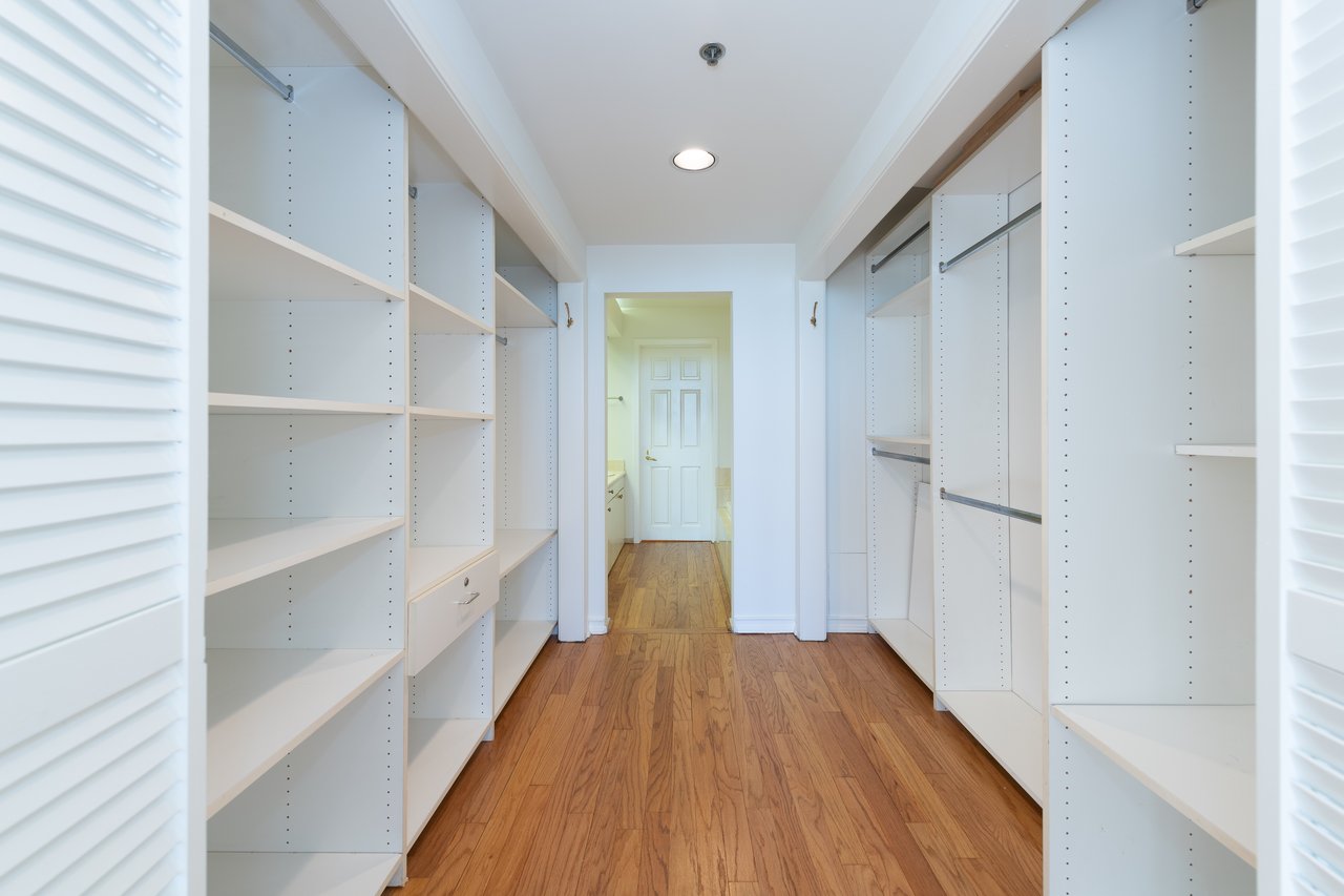 10724 Wilshire Blvd #513