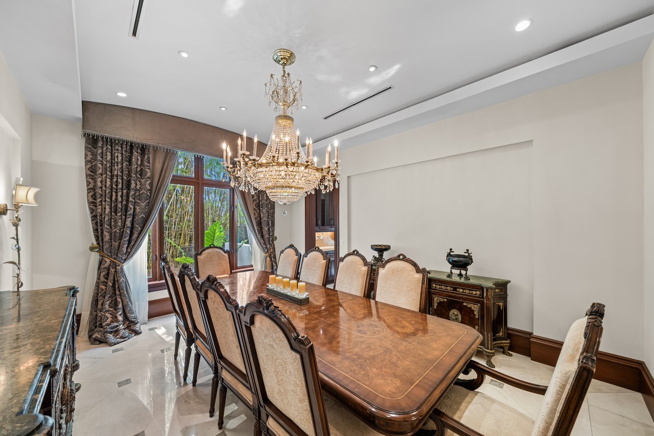 150 Edgewater Drive