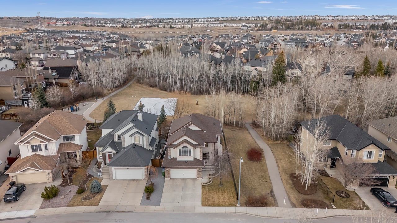 66 Tuscany Reserve Gate NW