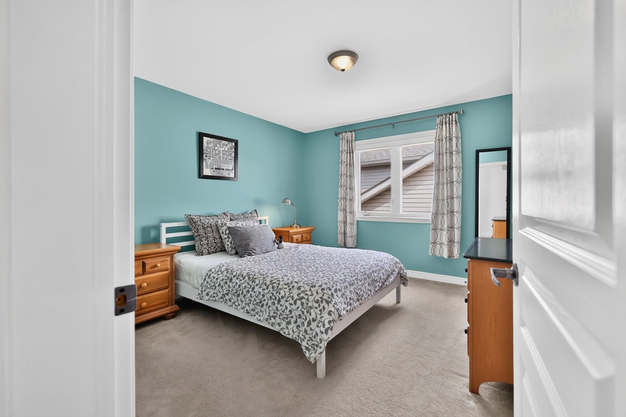 2269 Whitworth Drive, Oakville 