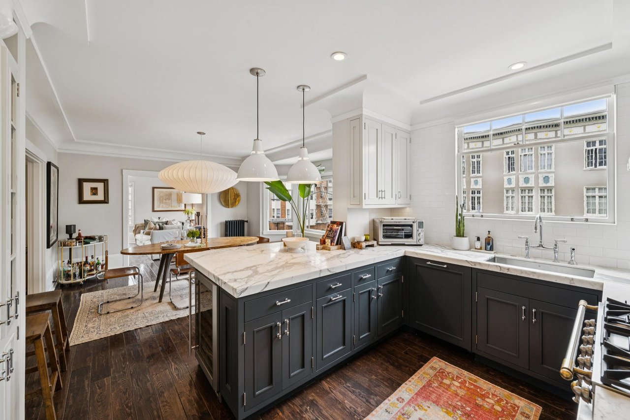 Completely Remodeled Luxury in Cow Hollow