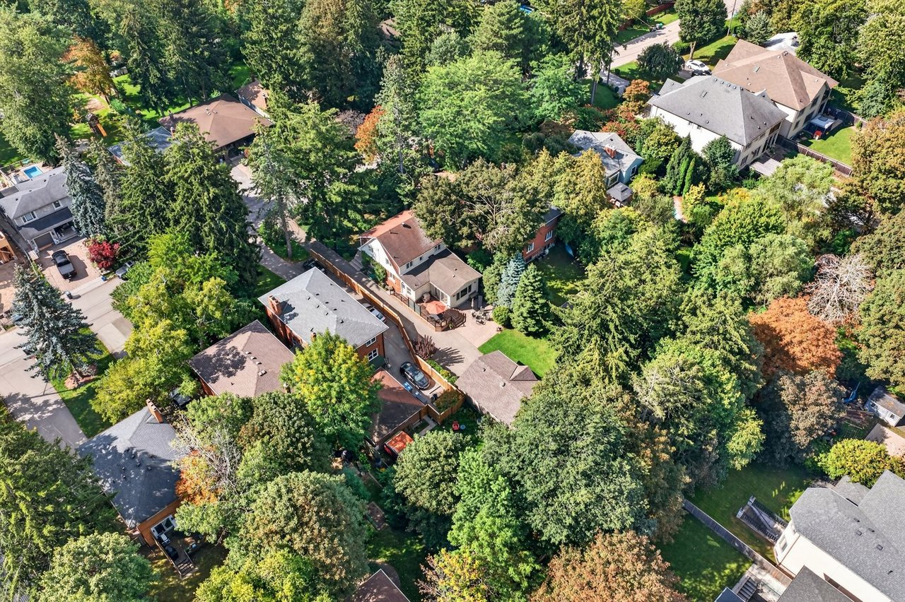 33 Ben Machree Dr
