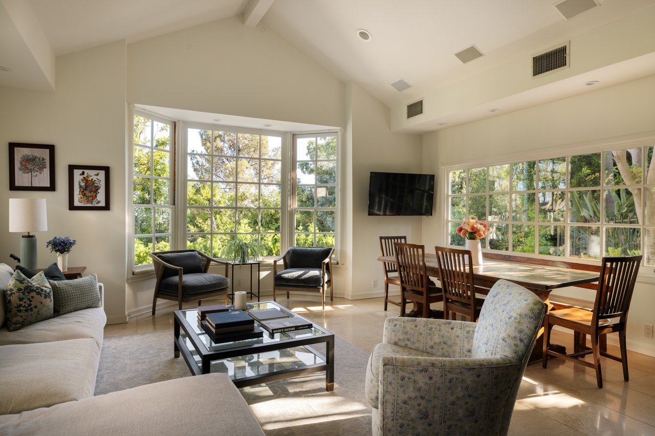 2423 Nottingham Avenue