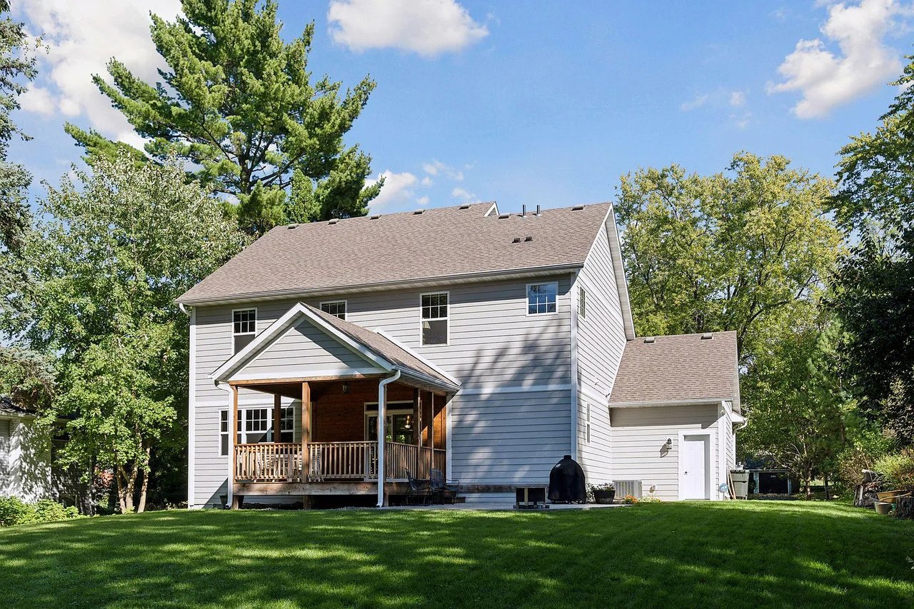 2014 Build 5 Minutes from Downtown Wayzata