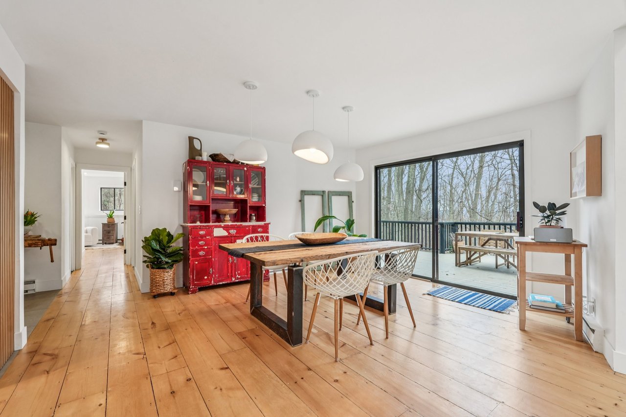 Cornwall Contemporary Wooded Retreat