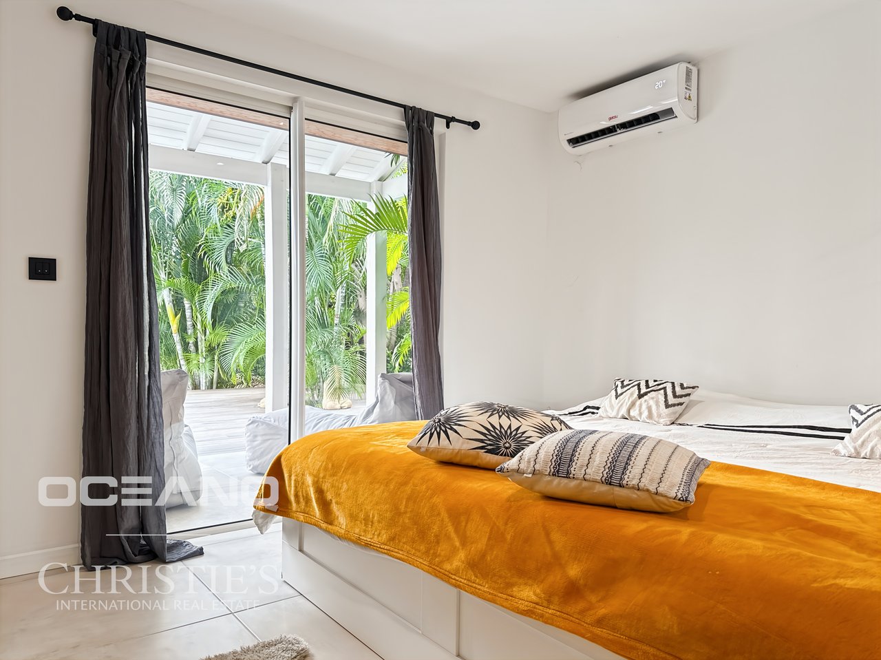 Villa with Pool, 3 Bedrooms– Jardins de la Baie Orientale