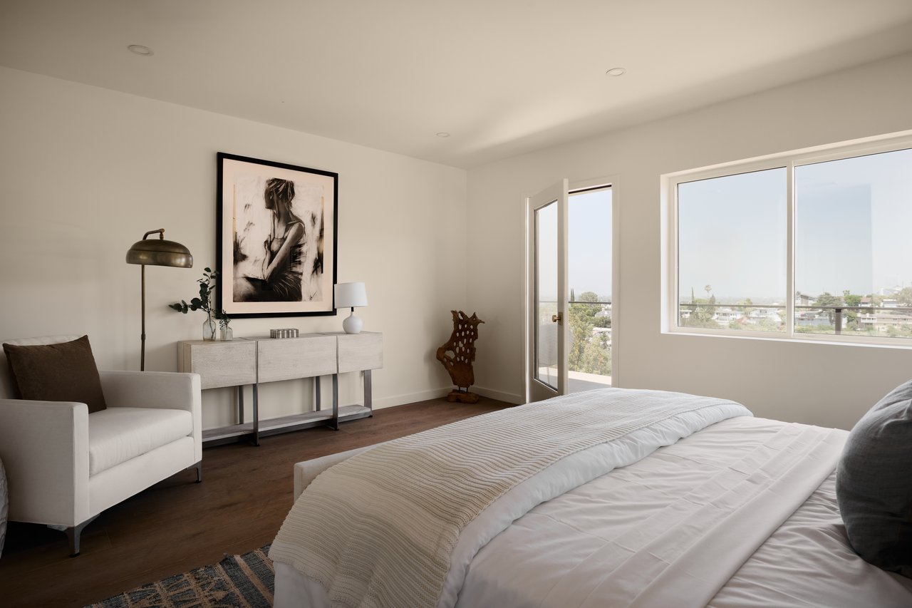 3916 Glenridge Dr, Sherman Oaks