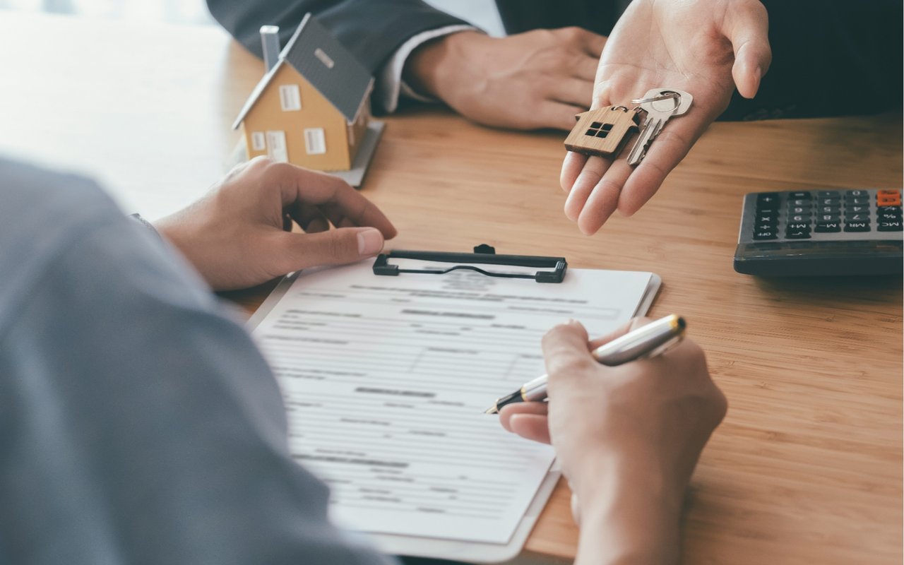 What the Closing Process Looks Like From Contract to Keys