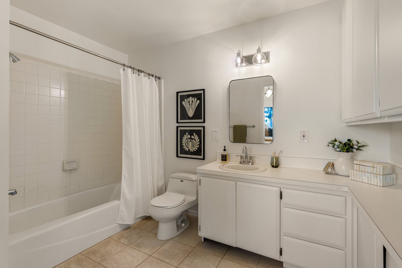 Sweeping Views of San Francisco and the Golden Gate Bridge