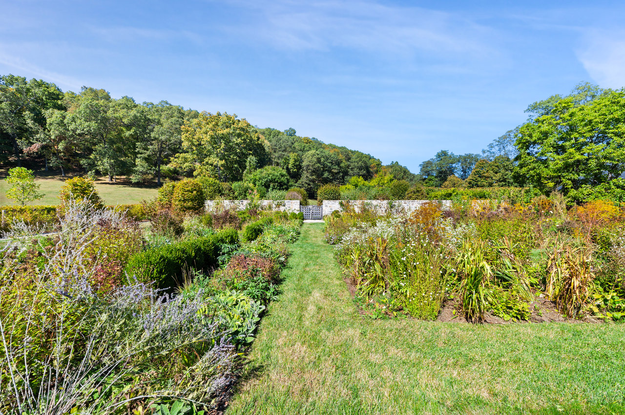 Brook Hollow Farm