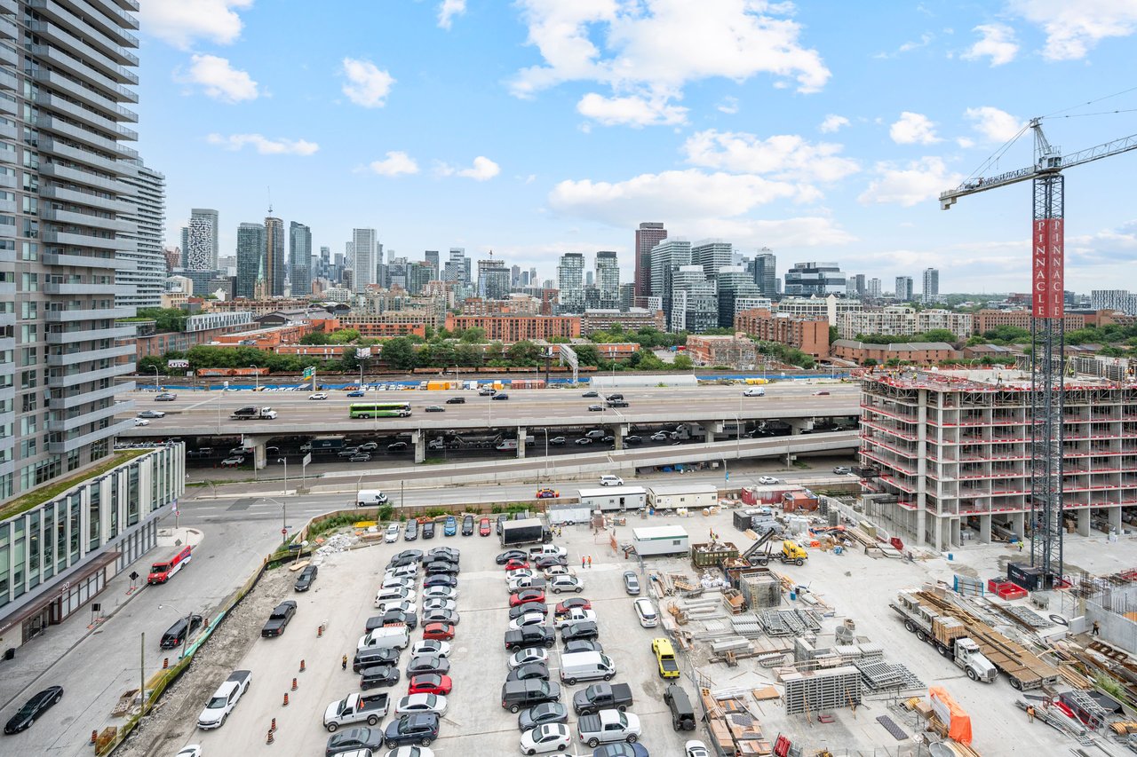 15 Richardson Street 1302