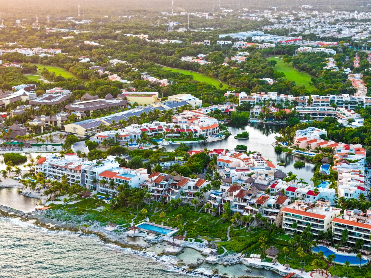 Casa Laguna Puerto Aventuras | Waterfront Penthouse with Rooftop