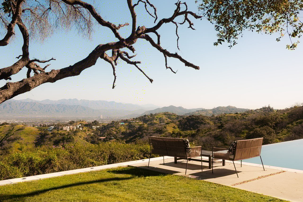 13331 Mulholland Dr, Beverly Hills