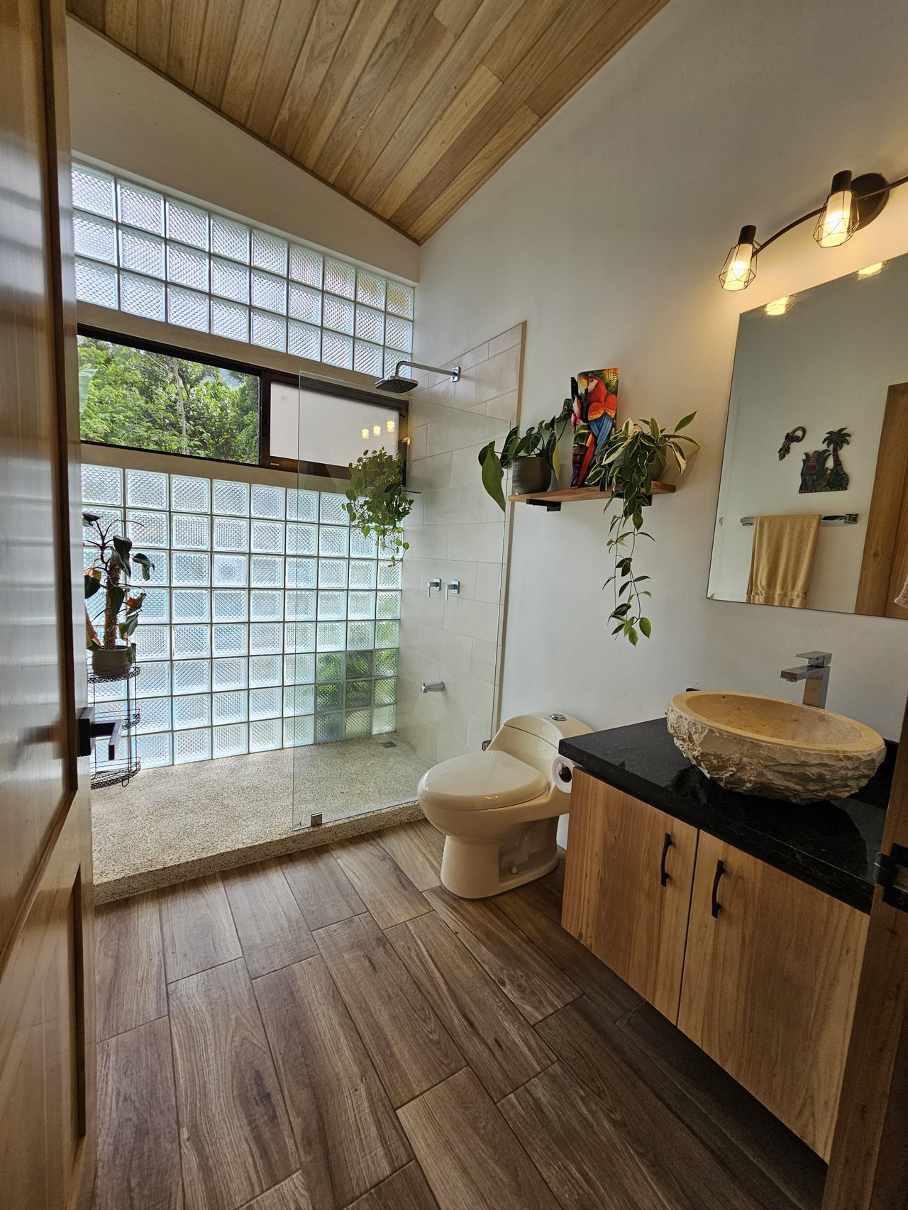 Beautiful sea view House Guesthouse and Pool in a gated Community close to awesome Beaches