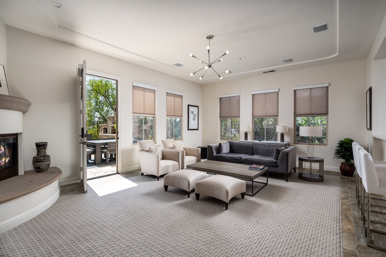 MODERN LIVING IN MIRASOL