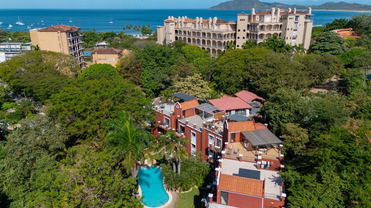 Balcones del Pacífico #10 | Charming 2-Bedroom Condo Just Steps from Tamarindo Beach