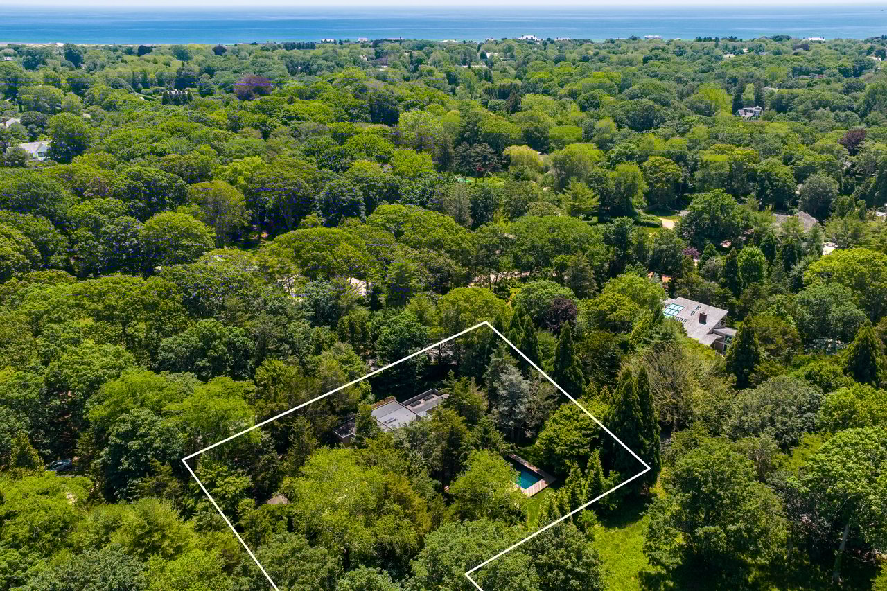 4 Baiting Hollow Road