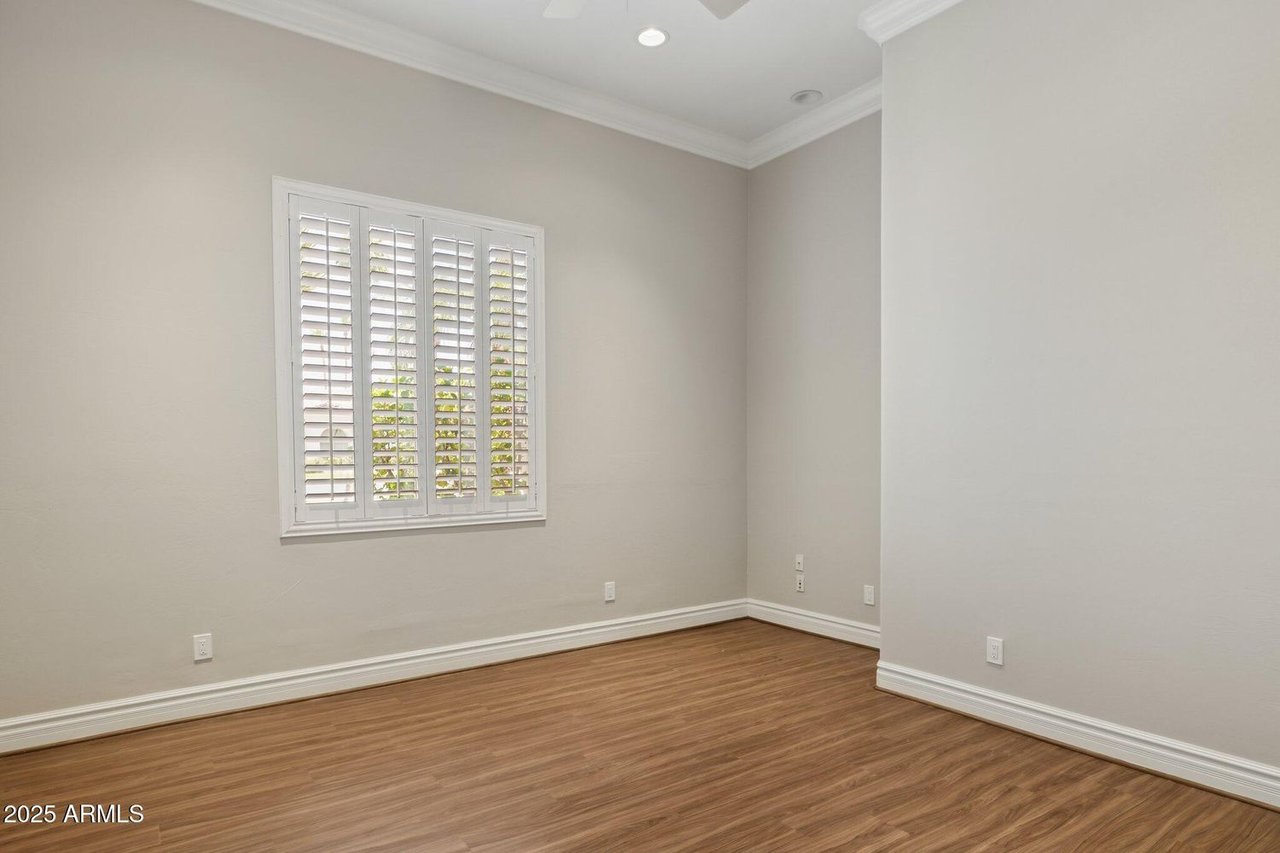 3731 E Halifax Cir 85205