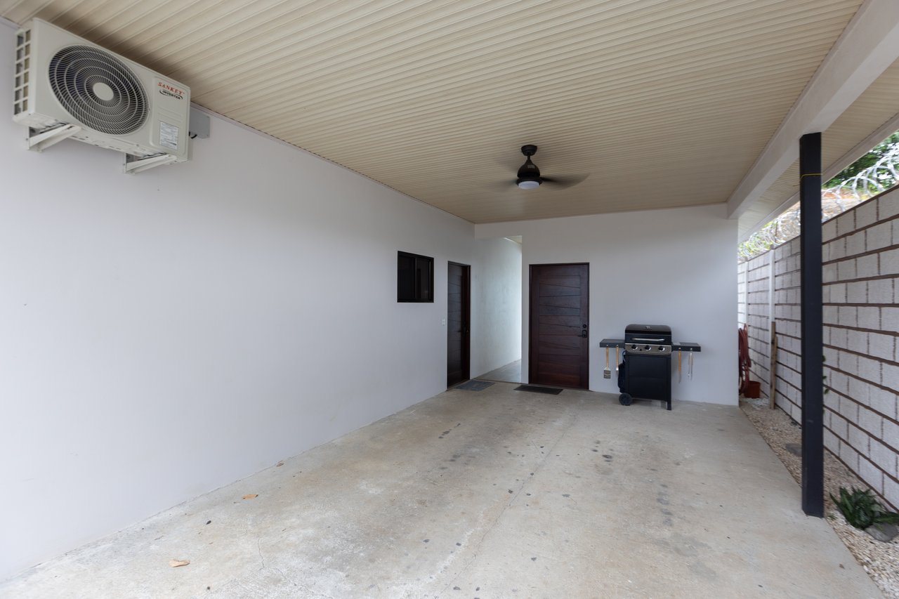 Turnkey Modern Home Near Quepos Marina – Move-In Ready! 2BDR&2BATHS