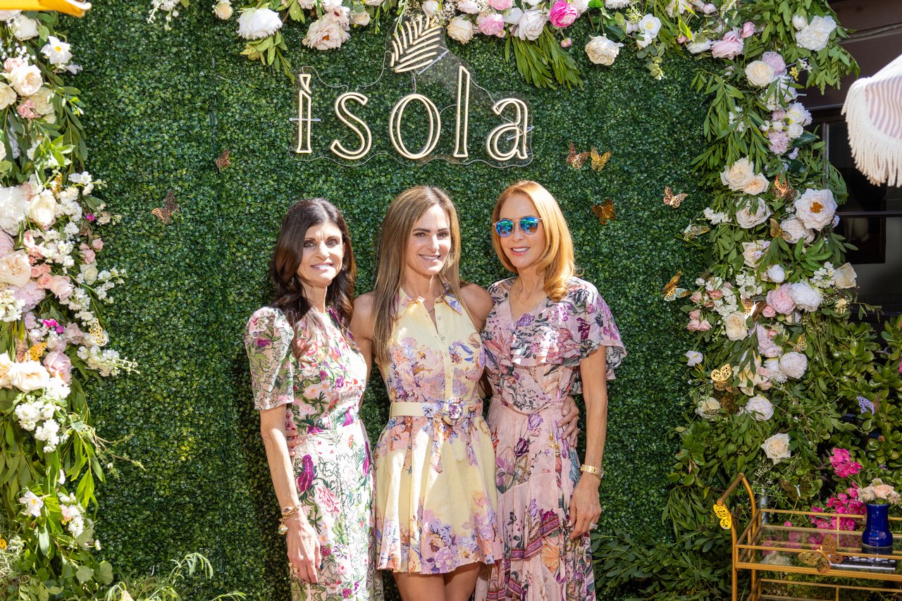 Fleurs, Friends & Fashion in Bloom 