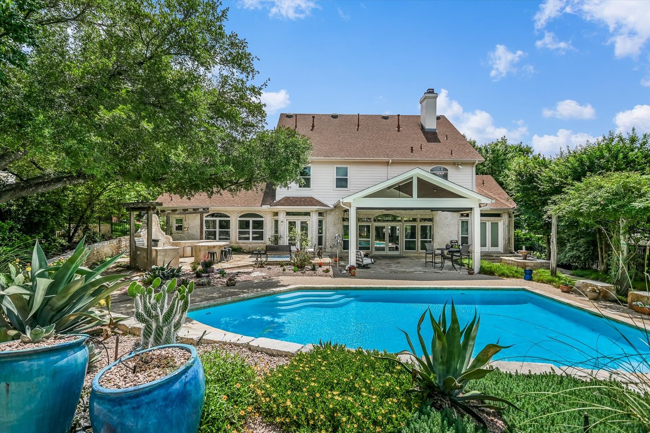 1208 Verdant Way 