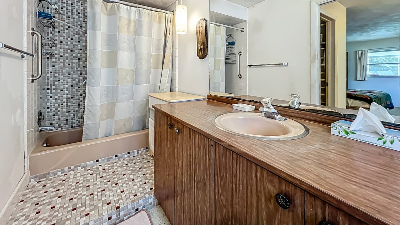 Potential in Maitland's English Estates