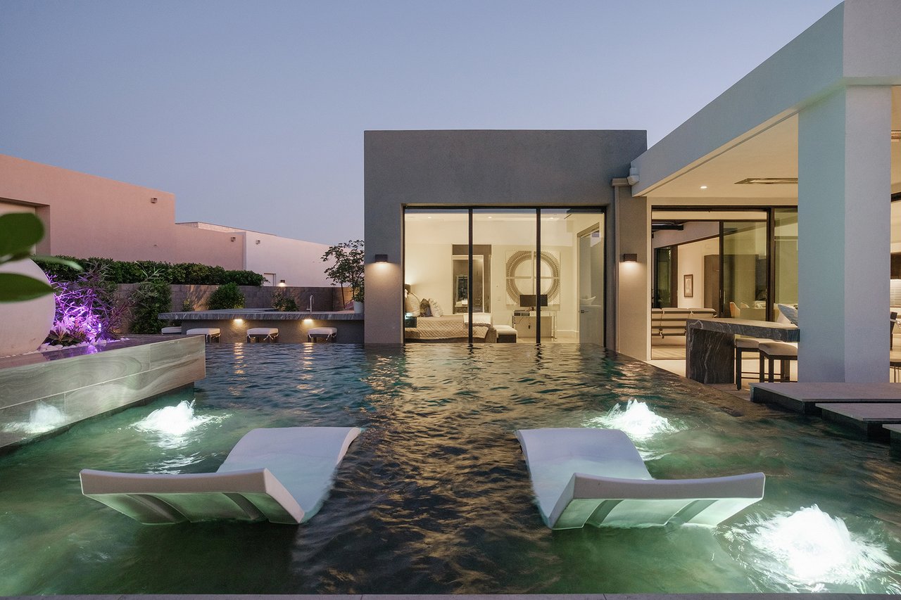 6914 E Cactus Wren Road