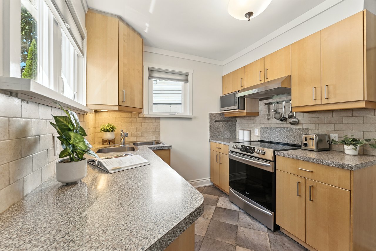 4 Fulham Dr