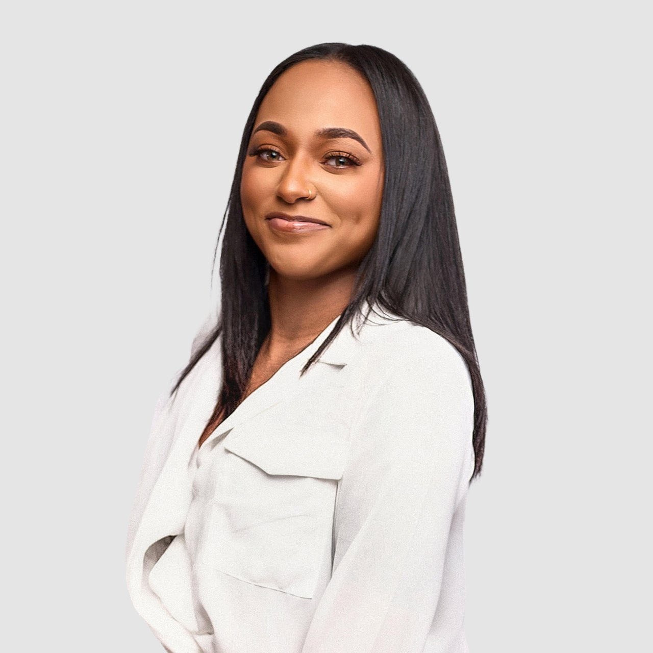 Therese Lee Beachwood OH Real Estate Agent Headshot