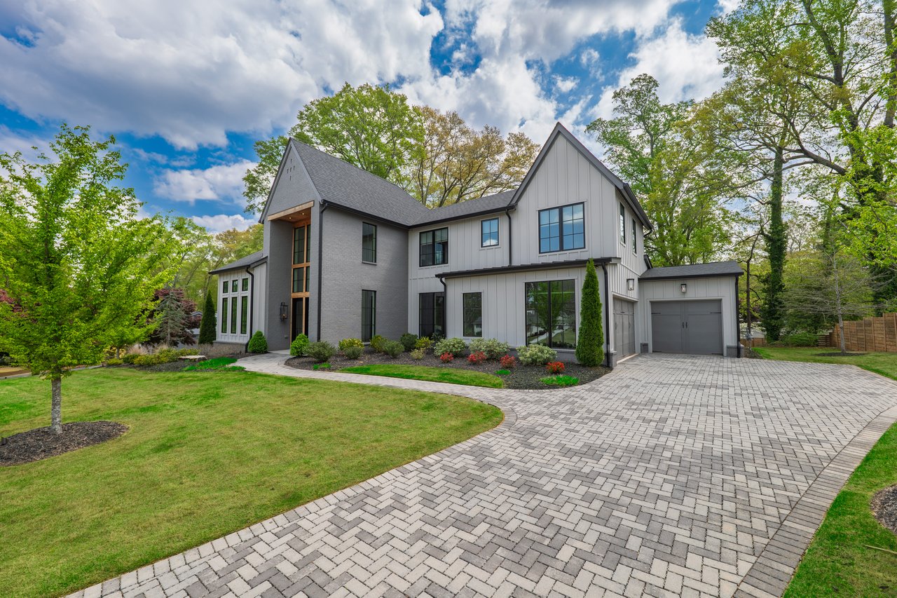 135 Mayfield Circle